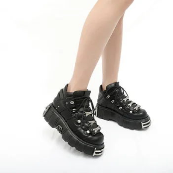 Черно-белые туфли на платформе в стиле панк, Женская обувь, женские повседневные металлические готические массивные кроссовки, модные туфли-лодочки из натуральной кожи